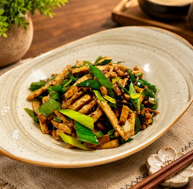 Chili Stir Fry with Black Bean Sauce / 辣椒小炒.