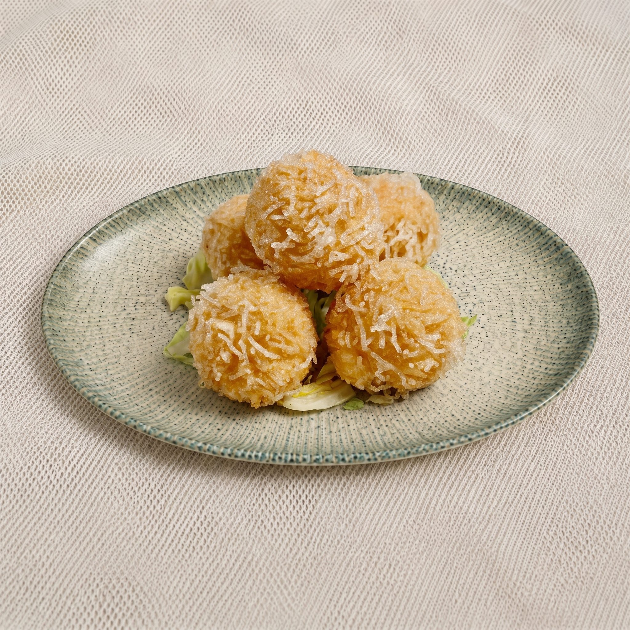 Crispy Shrimp Balls / 炸虾球.
