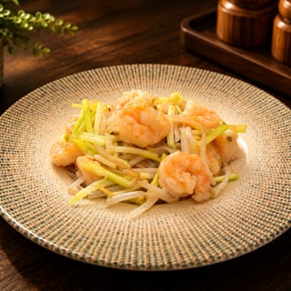 Stir-Fried Shrimp with Yellow Chives / 韭黄虾仁