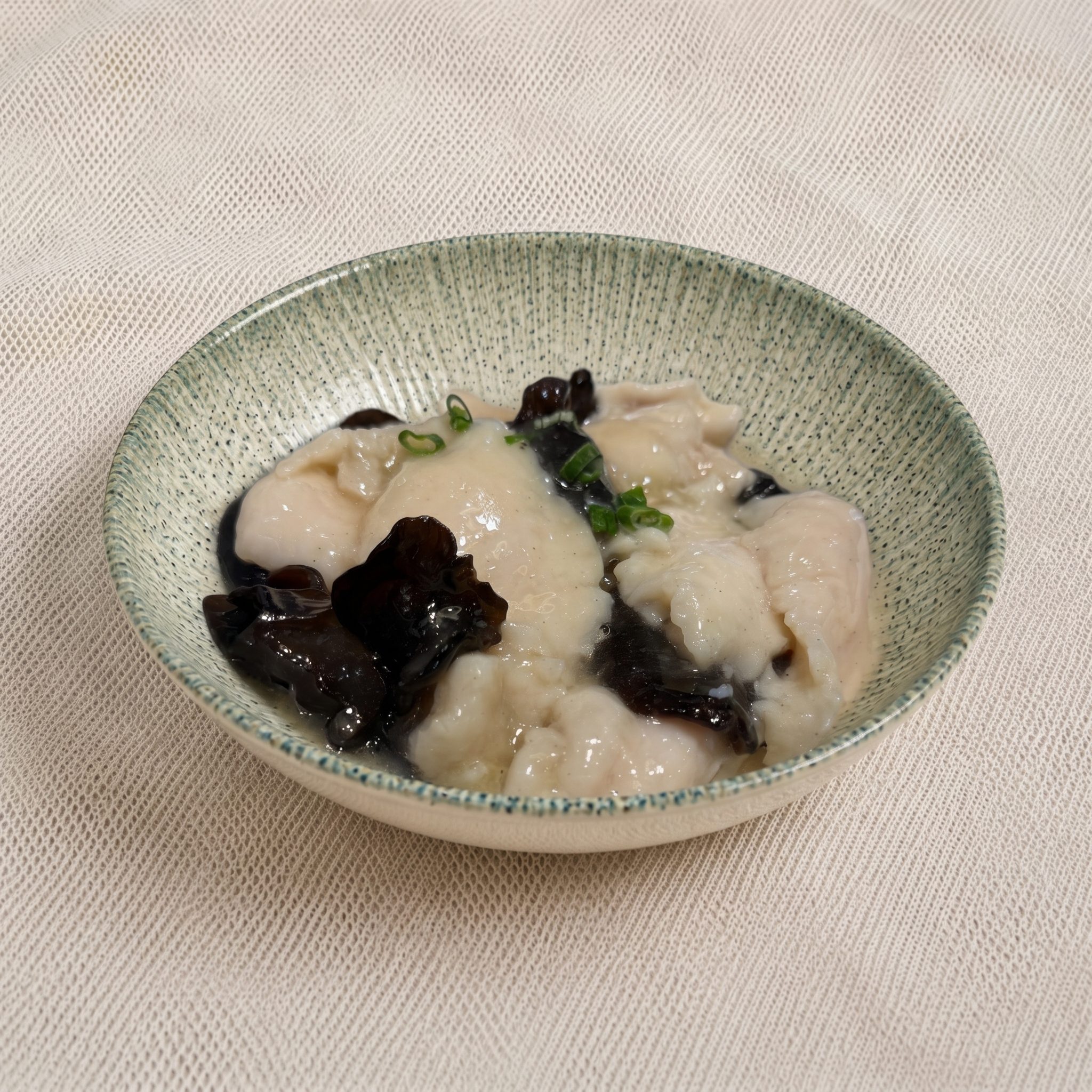 Fish Fillet with Wine Sauce / 糟溜鱼片.