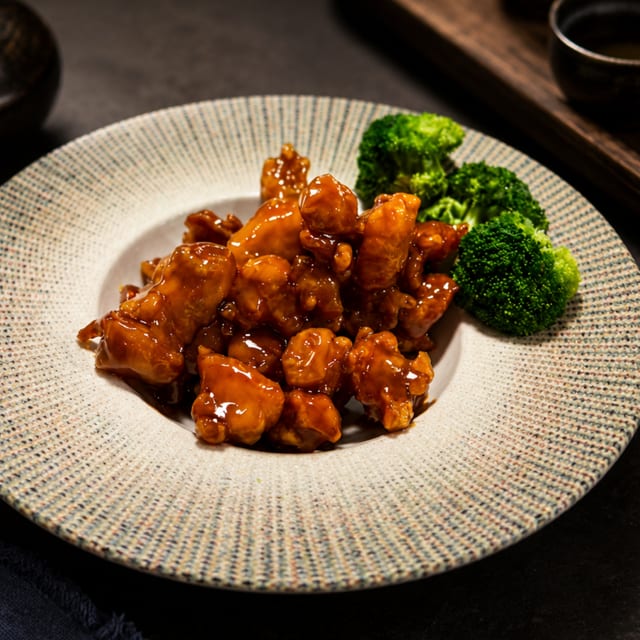 Orange Chicken / 陈皮鸡.