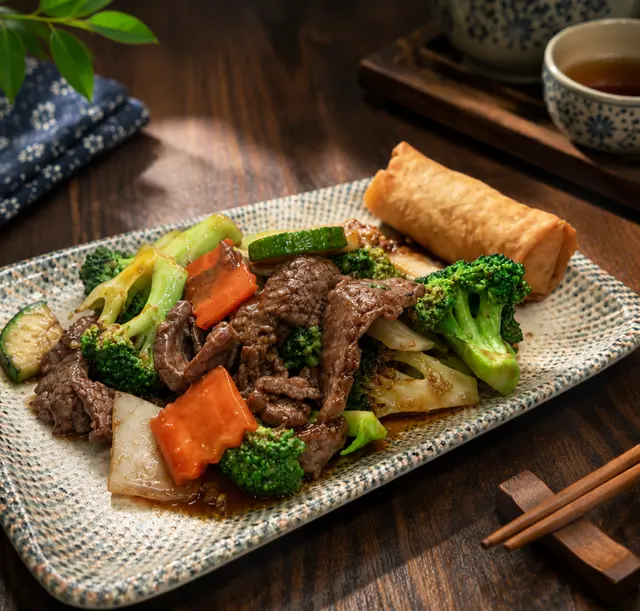 L Beef Mixed Vegetables 蔬菜牛.